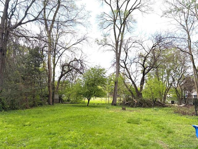 3313 Dallas Avenue, Warren, MI 48091