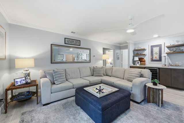 114 Ocean Dunes Circle Circle, Jupiter, FL 33477