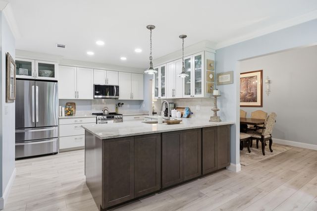 114 Ocean Dunes Circle Circle, Jupiter, FL 33477