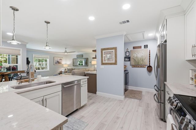 114 Ocean Dunes Circle Circle, Jupiter, FL 33477