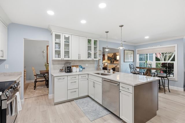 114 Ocean Dunes Circle Circle, Jupiter, FL 33477