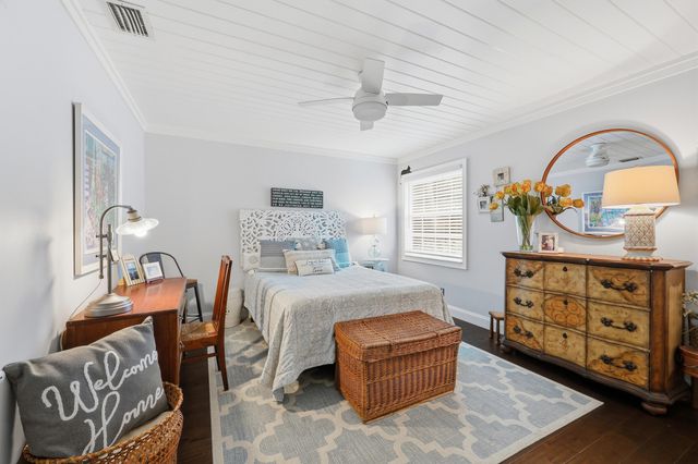 114 Ocean Dunes Circle Circle, Jupiter, FL 33477