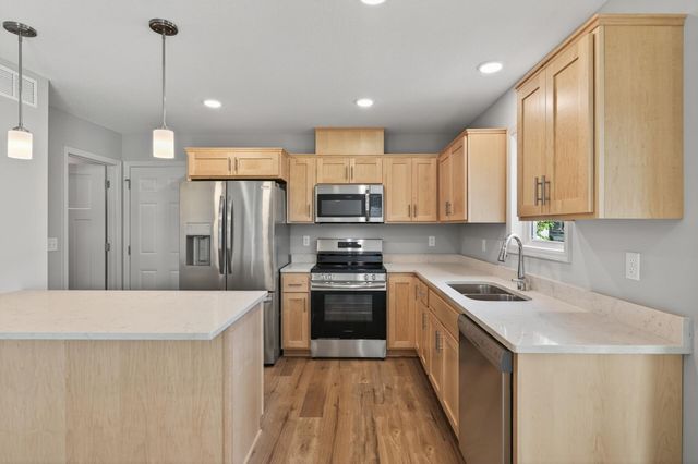 213 N Walnut Street, Chaska, MN 55318