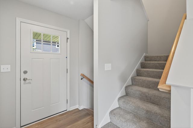 213 N Walnut Street, Chaska, MN 55318