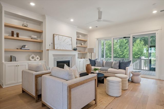 1463 Tomato Farm Circle, Mount Pleasant, SC 29464