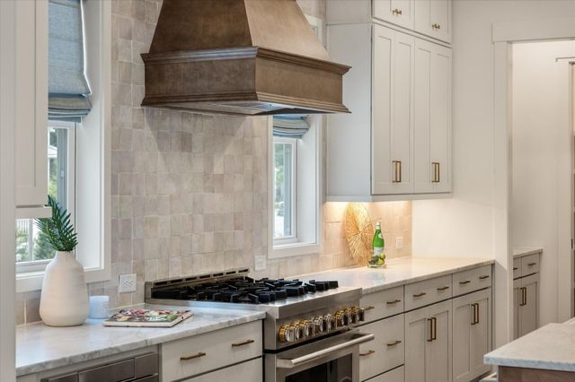 1463 Tomato Farm Circle, Mount Pleasant, SC 29464
