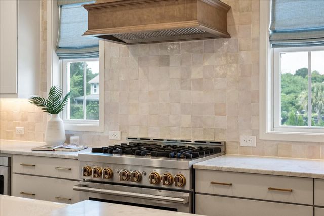 1463 Tomato Farm Circle, Mount Pleasant, SC 29464