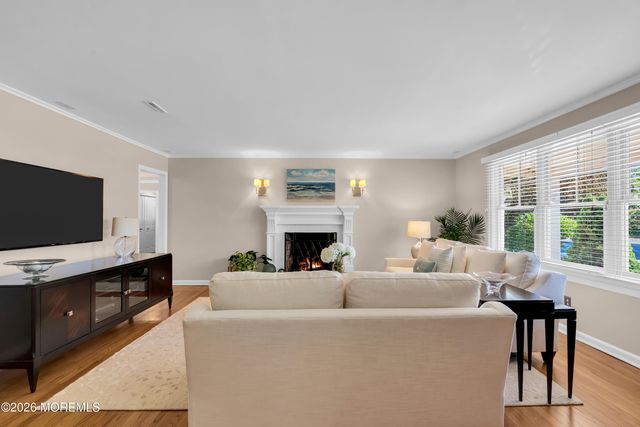 5 4th Avenue, Sea Girt, NJ 08750