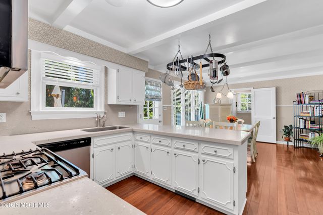5 4th Avenue, Sea Girt, NJ 08750