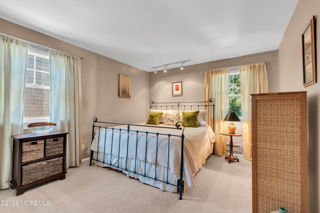 5 4th Avenue, Sea Girt, NJ 08750