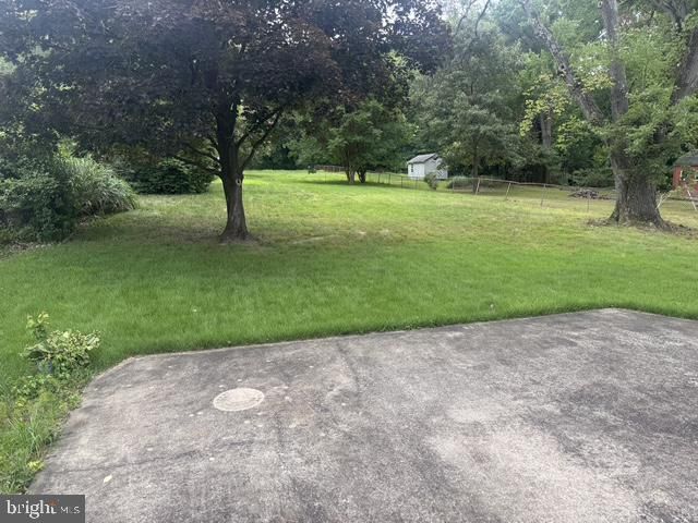 2414 FAIRVIEW DR, Alexandria, VA 22306