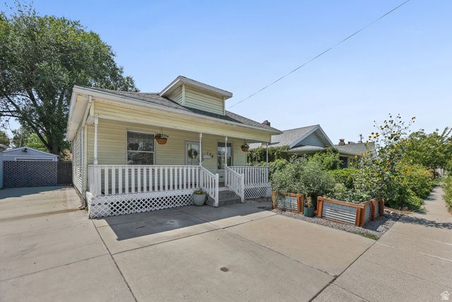 138 E BERYL AVE, Salt Lake City, UT 84115