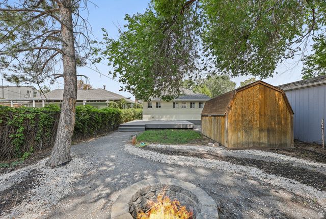 138 E BERYL AVE, Salt Lake City, UT 84115