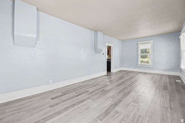 138 E BERYL AVE, Salt Lake City, UT 84115