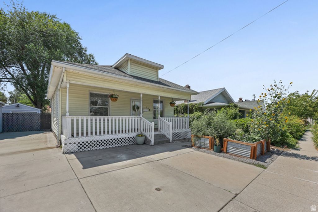 138 E BERYL AVE, Salt Lake City, UT 84115 — photo 2