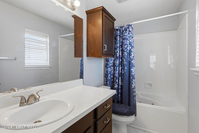 204 White Oak Place, Pearl, MS 39208