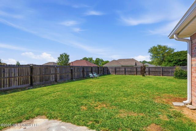 204 White Oak Place, Pearl, MS 39208