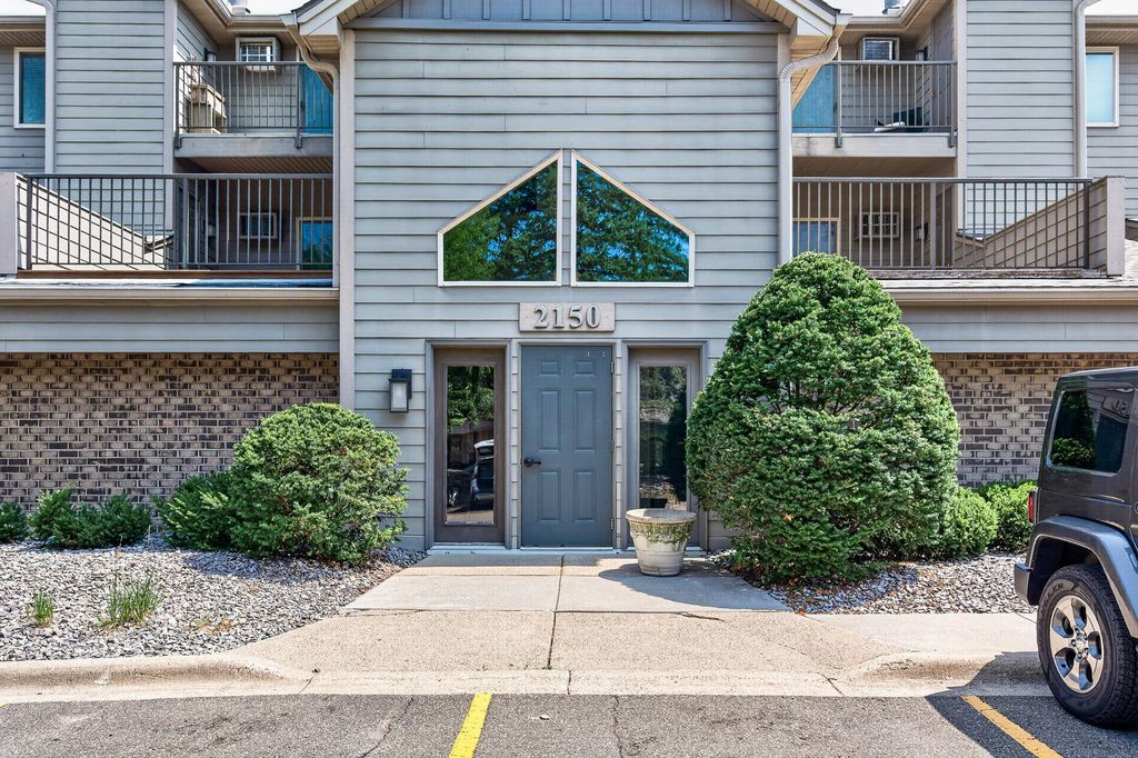 2150 Ridge Drive 36, Saint Louis Park, MN 55416 — photo 2
