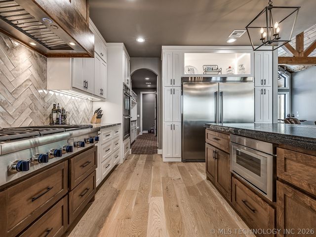 120408 S 4201 Road, Eufaula, OK 74432