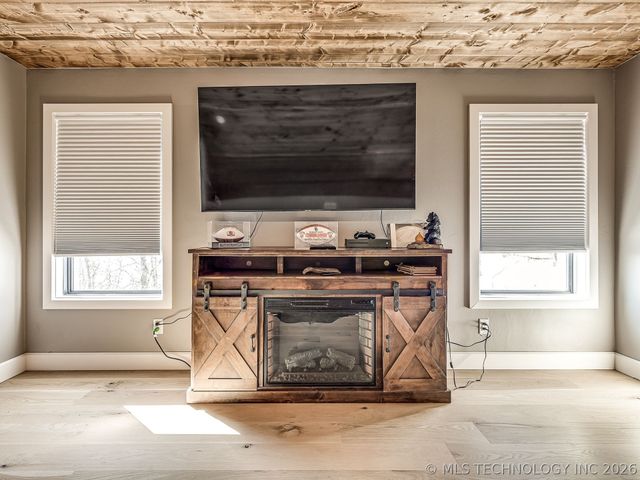 120408 S 4201 Road, Eufaula, OK 74432