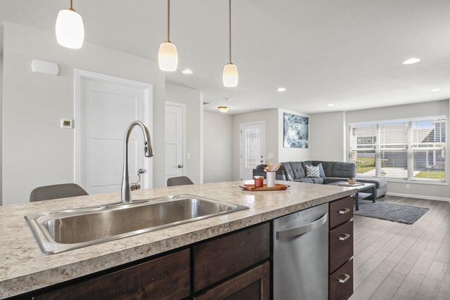 868 Tamarack Lane, Sun Prairie, WI 53590