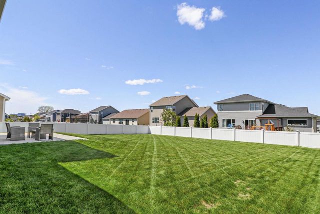 868 Tamarack Lane, Sun Prairie, WI 53590