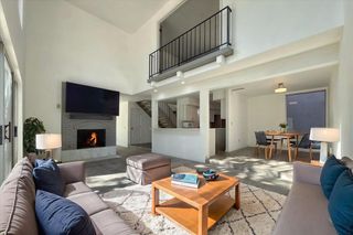 5812 TORREON Drive NE, Albuquerque, NM 87109