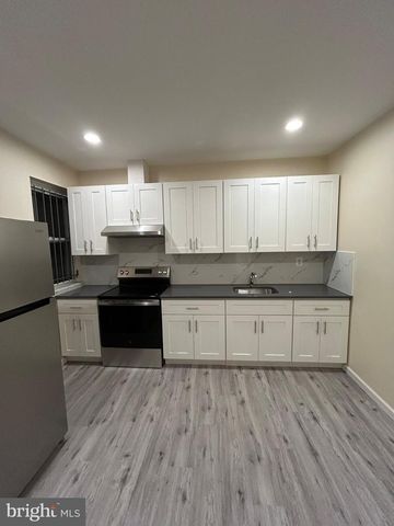 1925 N DARIEN ST, Philadelphia, PA 19122