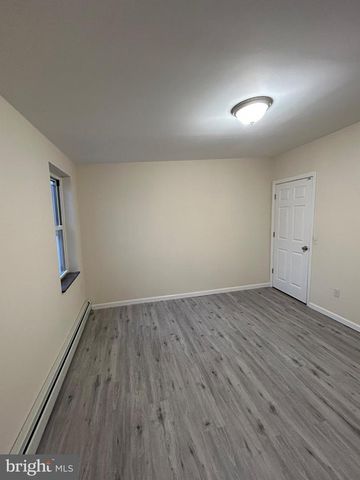 1925 N DARIEN ST, Philadelphia, PA 19122