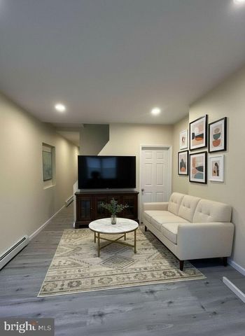1925 N DARIEN ST, Philadelphia, PA 19122