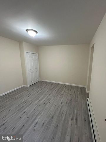 1925 N DARIEN ST, Philadelphia, PA 19122