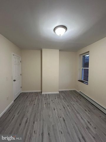 1925 N DARIEN ST, Philadelphia, PA 19122