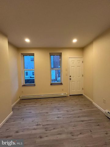 1925 N DARIEN ST, Philadelphia, PA 19122