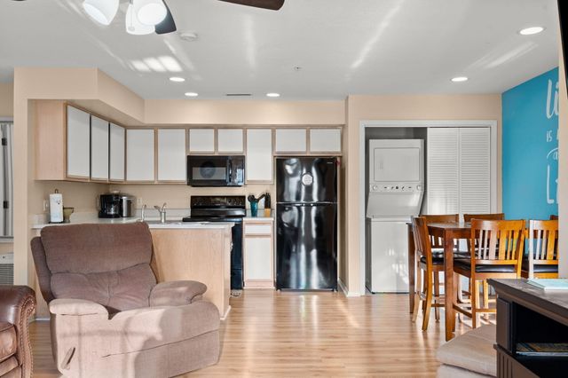 1307 Rocky Shore Terrace, Kimberling City, MO 65686