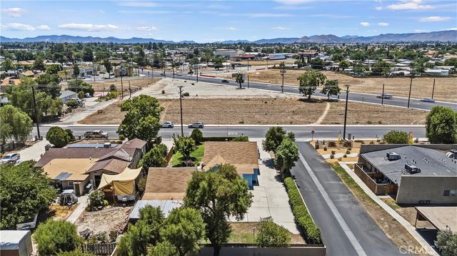 675 De Anza, San Jacinto, CA 92583