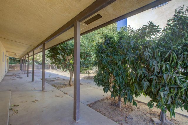 4455 E Whitmore Ave, Ceres, CA 95307