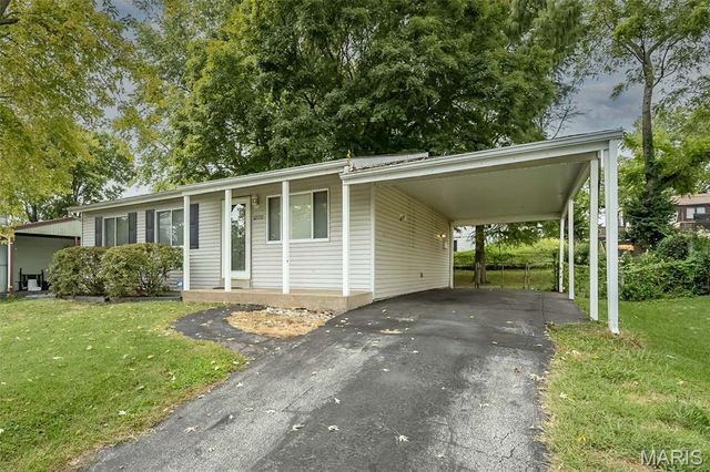 12720 Missouri Bottom Road, Hazelwood, MO 63042