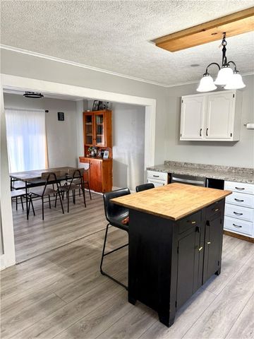 5 East High Street, Manchester, NY 14548