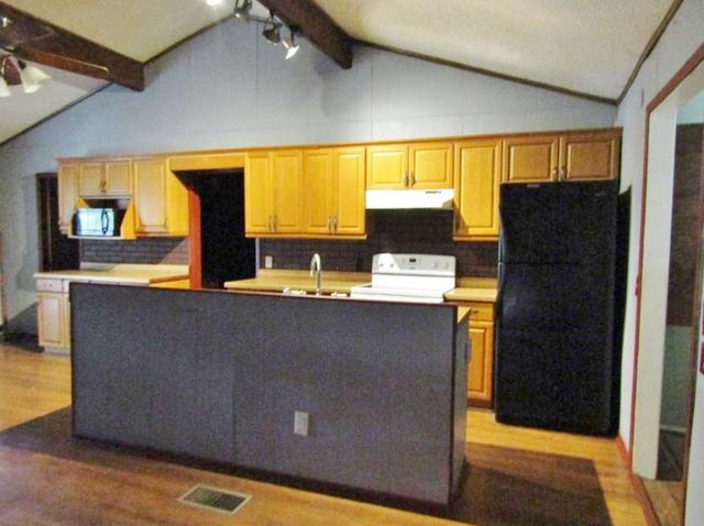 1117 Woodland Trail, Tool, TX 75143