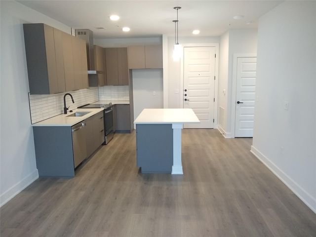 2220 Webberville RD 403, Austin, TX 78702