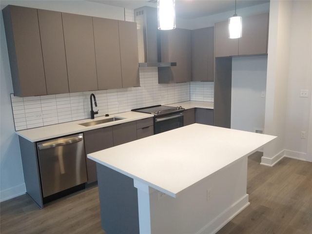 2220 Webberville RD 403, Austin, TX 78702