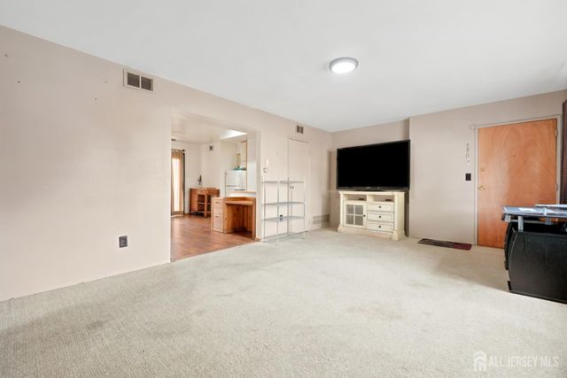 44 Judson Street 7A, Edison, NJ 08837