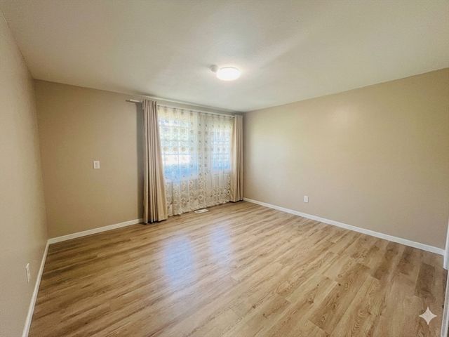 8 Tara Drive 7, Weymouth, MA 02188