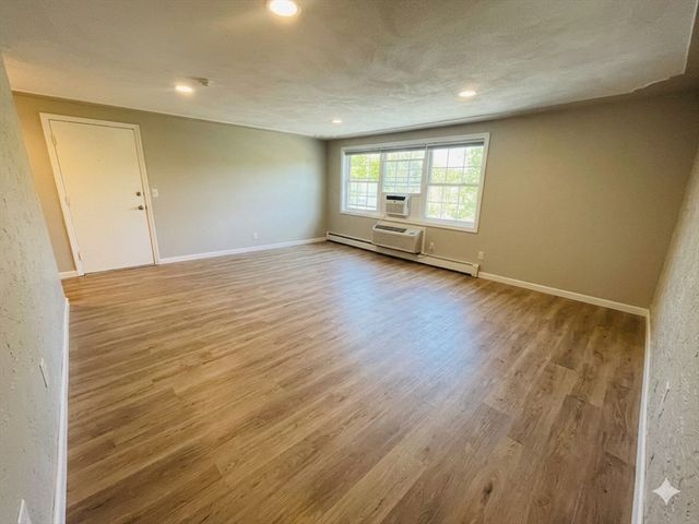8 Tara Drive 7, Weymouth, MA 02188