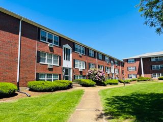 8 Tara Drive 7, Weymouth, MA 02188