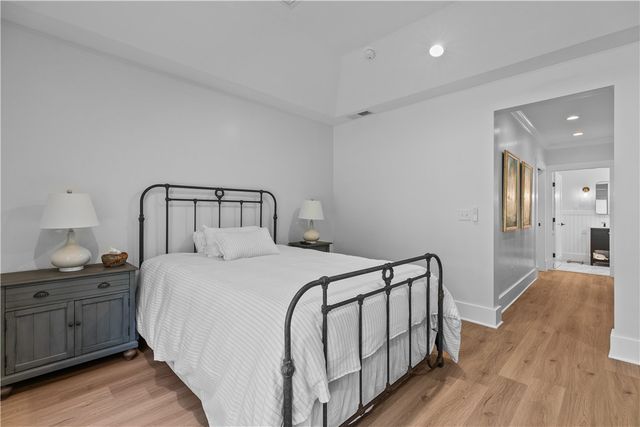 561 Bristol Ferry Road B, Portsmouth, RI 02871
