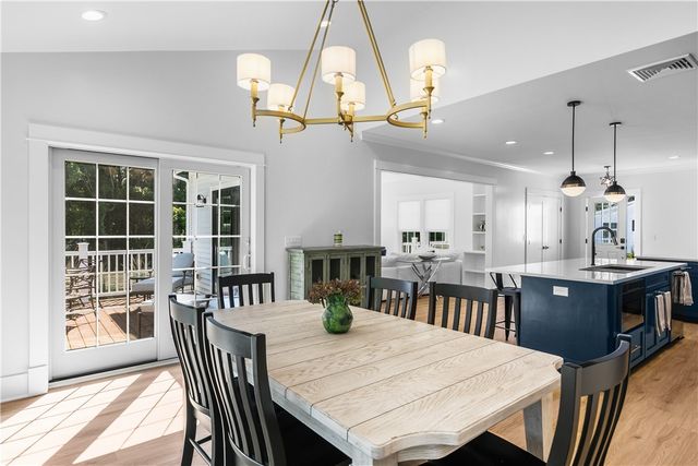 561 Bristol Ferry Road B, Portsmouth, RI 02871