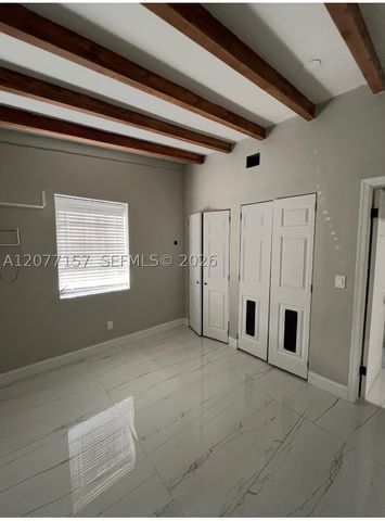 6060 NW 7th St, Miami, FL 33126