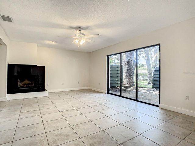 955 SUNRIDGE DRIVE 102, Sarasota, FL 34234