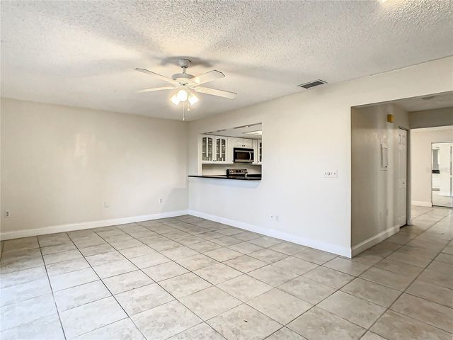 955 SUNRIDGE DRIVE 102, Sarasota, FL 34234